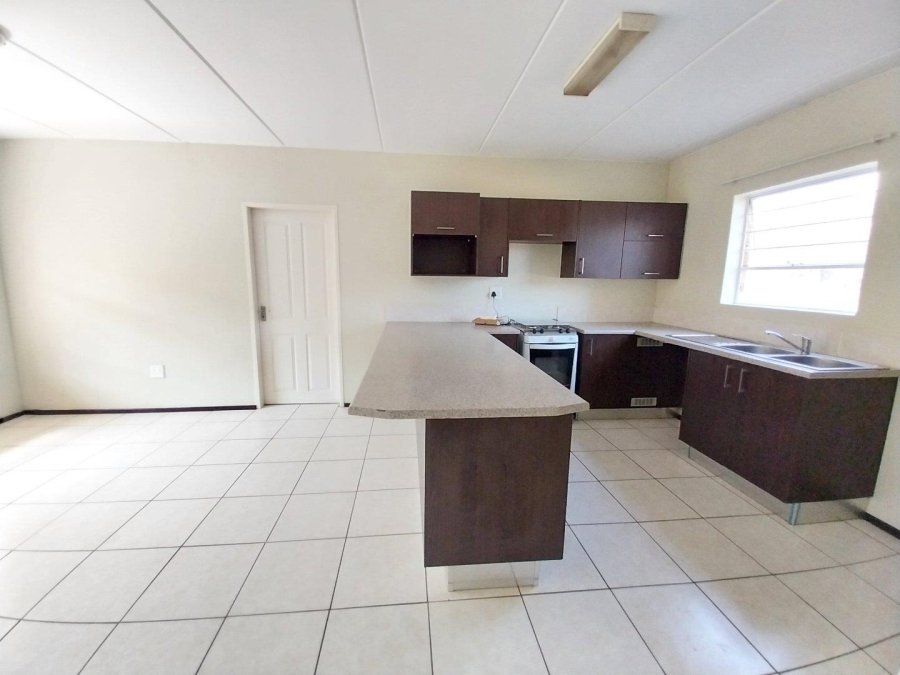 2 Bedroom Property for Sale in Honeydew Gauteng