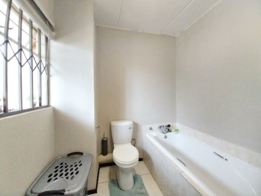 2 Bedroom Property for Sale in Honeydew Gauteng