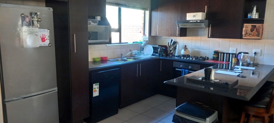 3 Bedroom Property for Sale in New Redruth Gauteng