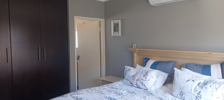 3 Bedroom Property for Sale in New Redruth Gauteng