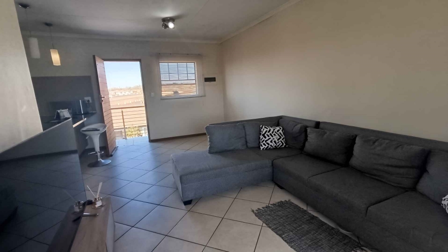 2 Bedroom Property for Sale in Monavoni Gauteng