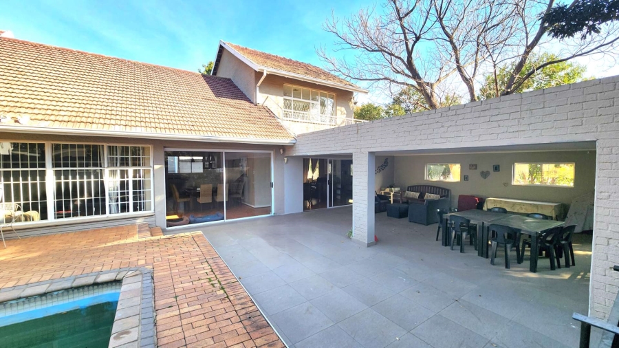 4 Bedroom Property for Sale in Savoy Estate Gauteng