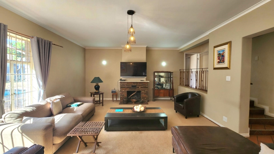 4 Bedroom Property for Sale in Savoy Estate Gauteng