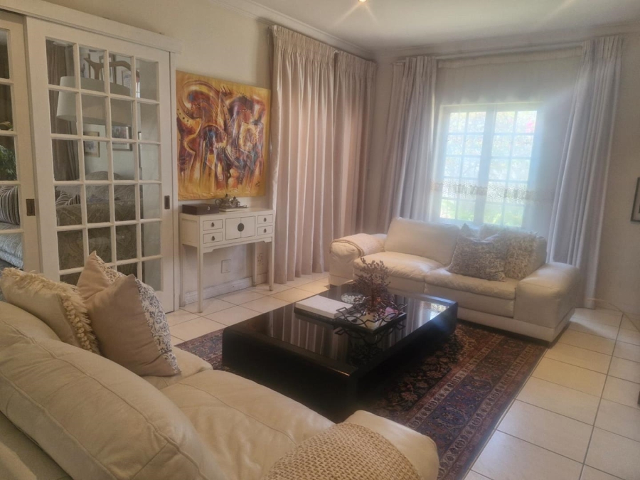 To Let 4 Bedroom Property for Rent in Morningside Gauteng