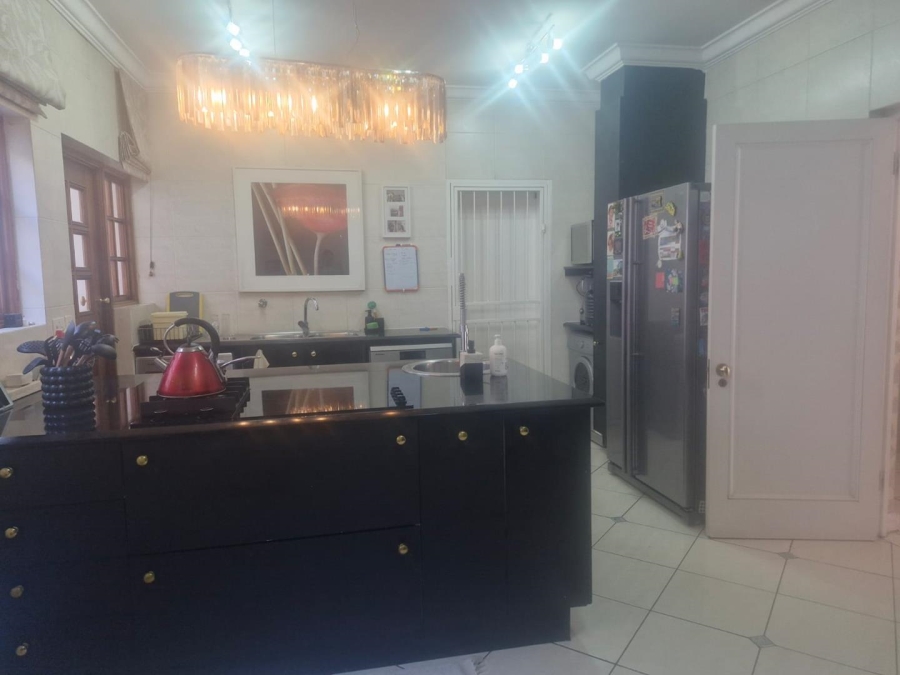 To Let 4 Bedroom Property for Rent in Morningside Gauteng