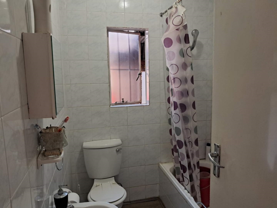 4 Bedroom Property for Sale in Noordwyk Gauteng