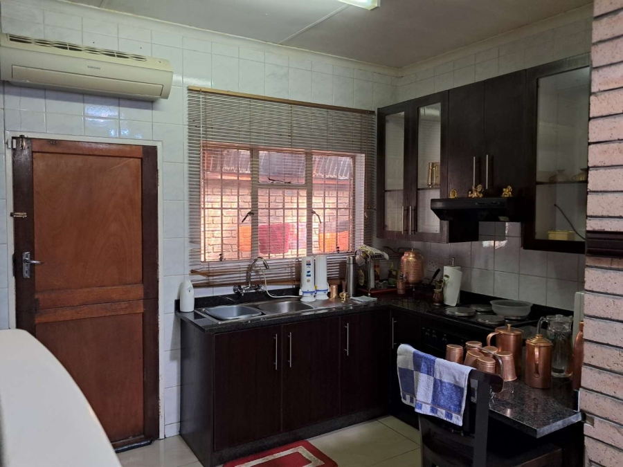 4 Bedroom Property for Sale in Noordwyk Gauteng