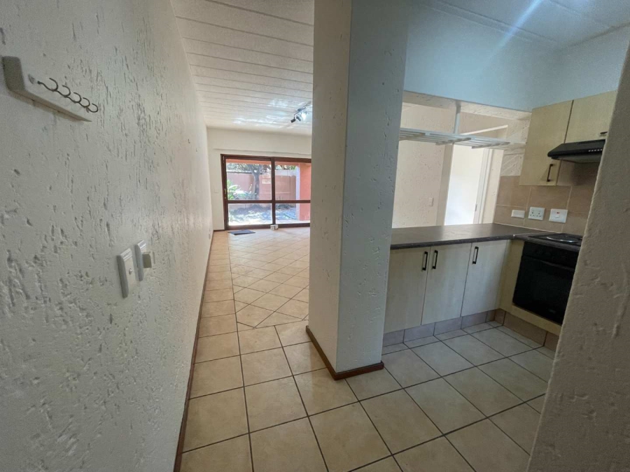 1 Bedroom Property for Sale in Douglasdale Gauteng