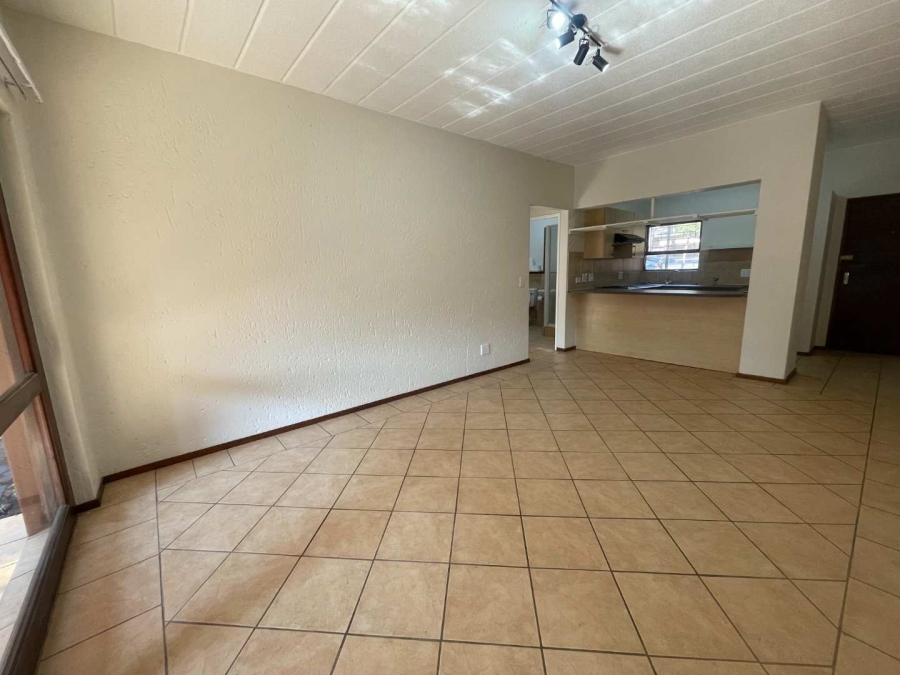 1 Bedroom Property for Sale in Douglasdale Gauteng