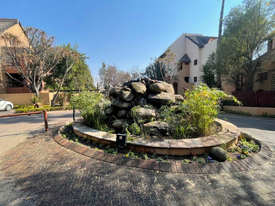 1 Bedroom Property for Sale in Douglasdale Gauteng