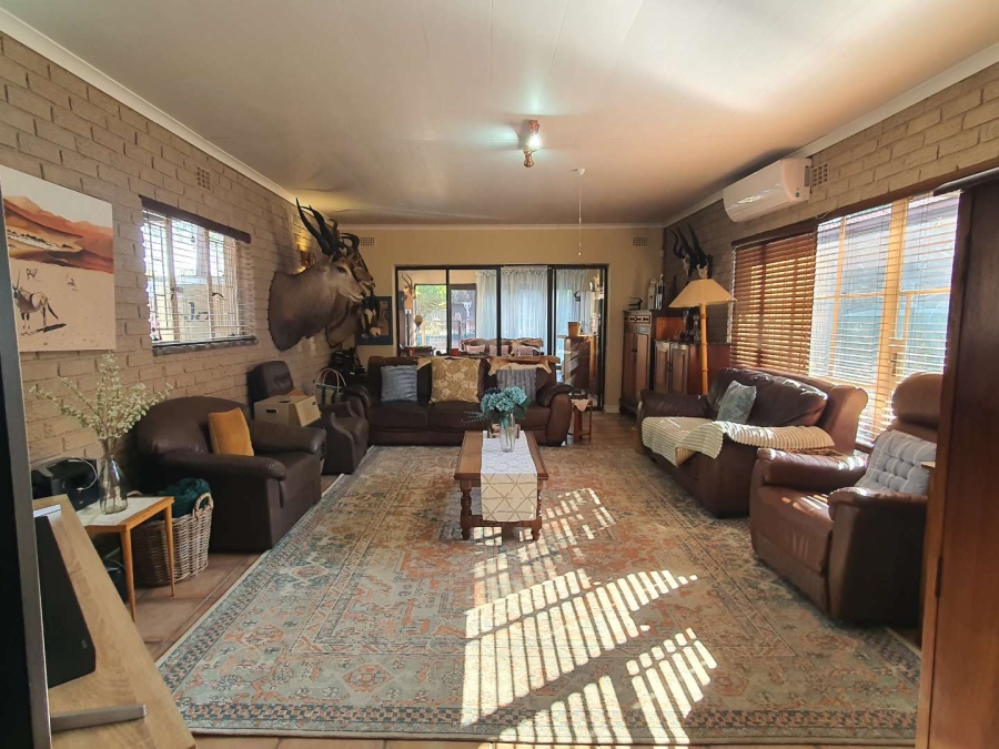 4 Bedroom Property for Sale in Brackenhurst Gauteng
