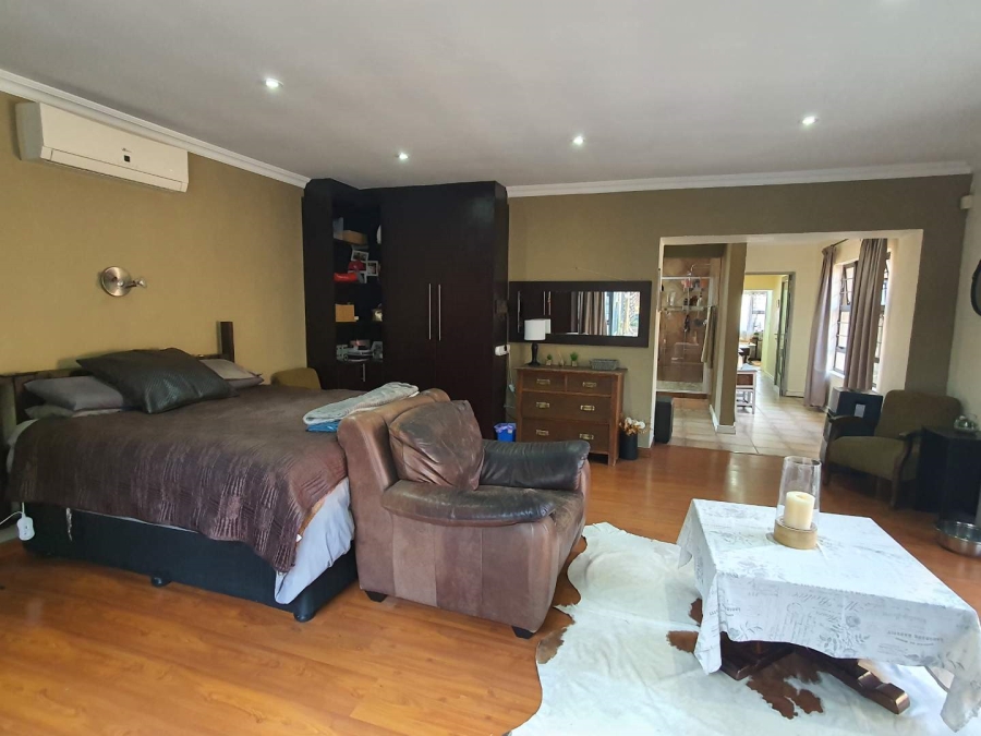 4 Bedroom Property for Sale in Brackenhurst Gauteng