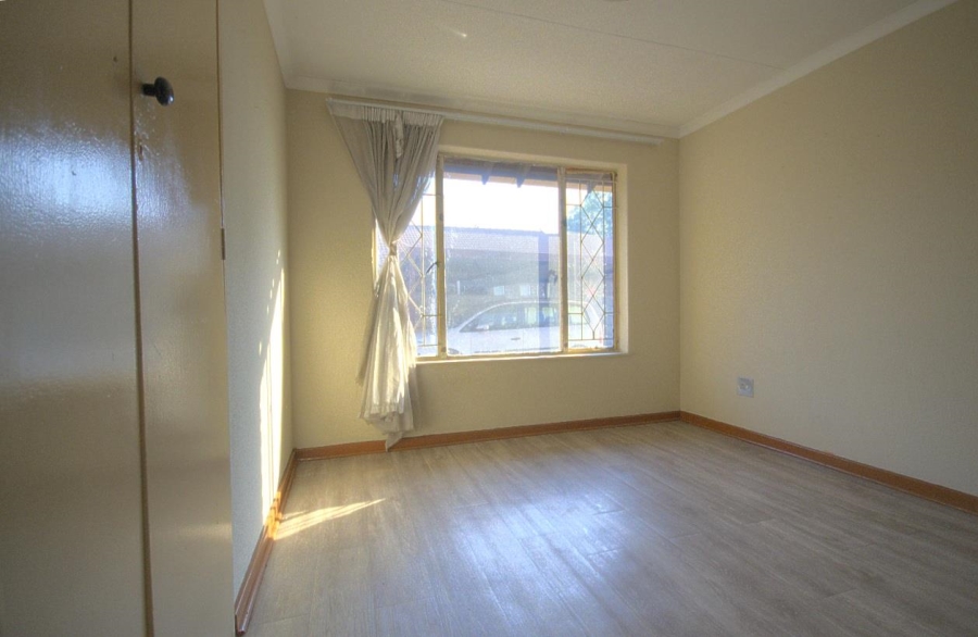 4 Bedroom Property for Sale in Mayberry Park Gauteng