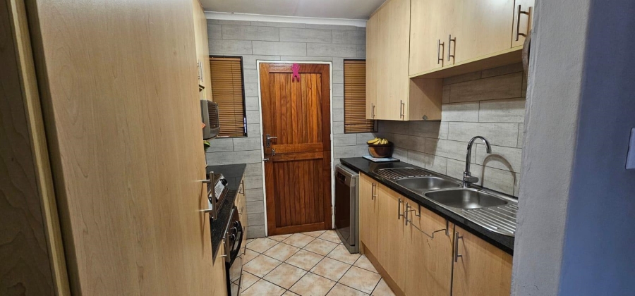 3 Bedroom Property for Sale in Highveld Gauteng