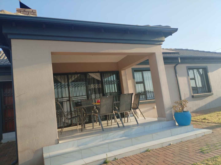 3 Bedroom Property for Sale in Rayton Gauteng