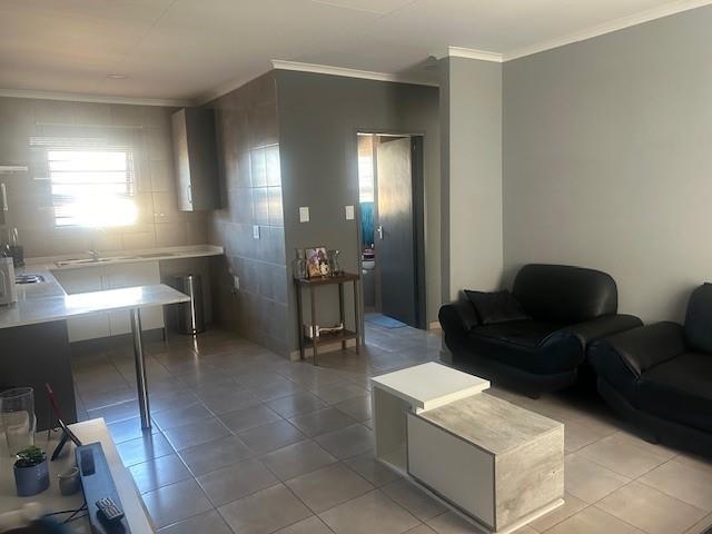 2 Bedroom Property for Sale in Groblerpark Gauteng