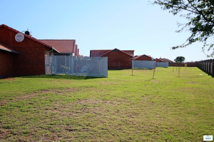 3 Bedroom Property for Sale in Monavoni Gauteng