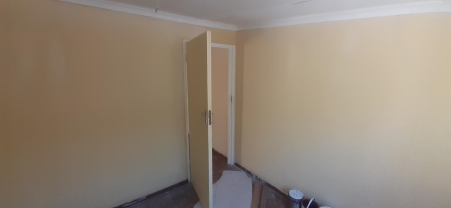 To Let 3 Bedroom Property for Rent in West Park Gauteng