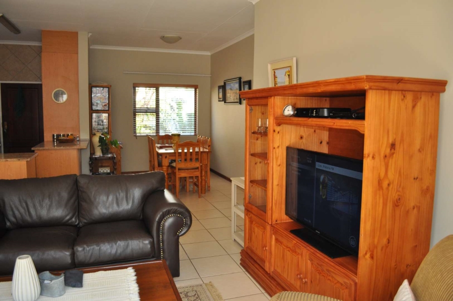 2 Bedroom Property for Sale in Hazeldean Gauteng