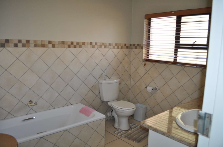 2 Bedroom Property for Sale in Hazeldean Gauteng