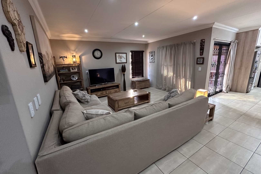 3 Bedroom Property for Sale in Brackenhurst Gauteng