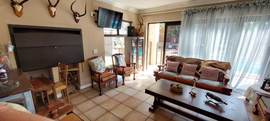 4 Bedroom Property for Sale in Brackenhurst Gauteng