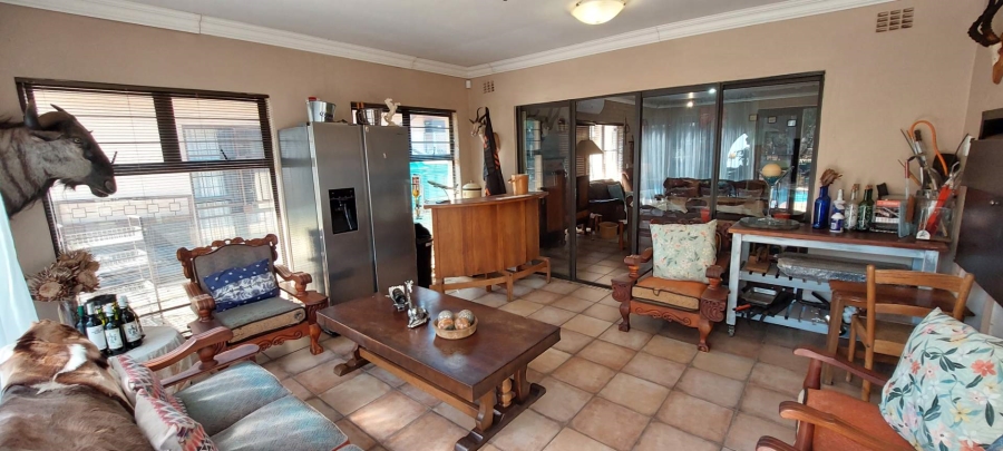 4 Bedroom Property for Sale in Brackenhurst Gauteng