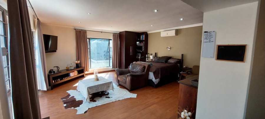 4 Bedroom Property for Sale in Brackenhurst Gauteng