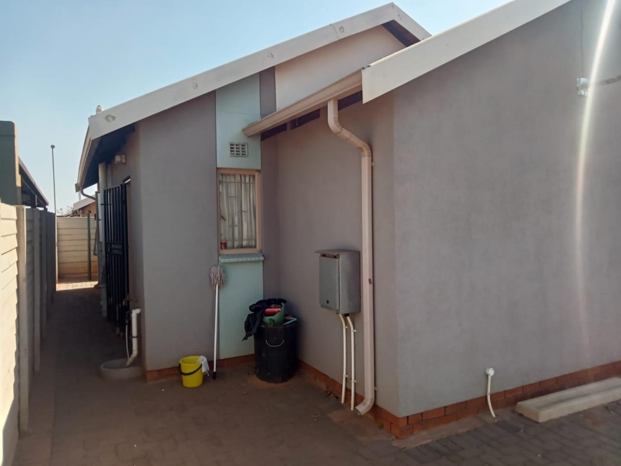 2 Bedroom Property for Sale in Sky City Gauteng