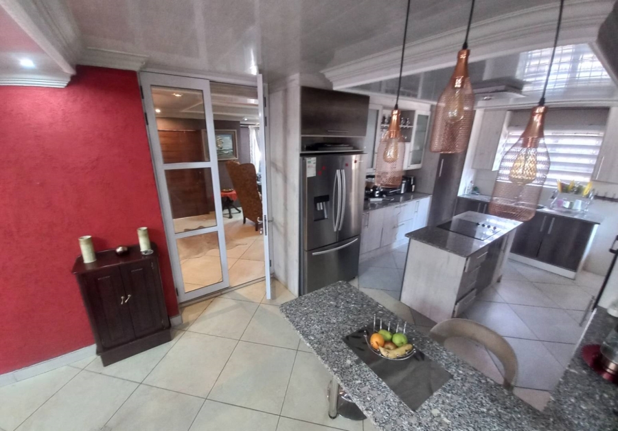 3 Bedroom Property for Sale in Elandspoort Gauteng