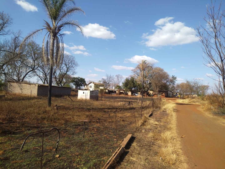 6 Bedroom Property for Sale in Haakdoornboom Gauteng