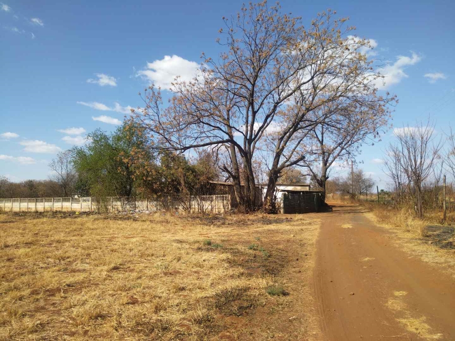 6 Bedroom Property for Sale in Haakdoornboom Gauteng