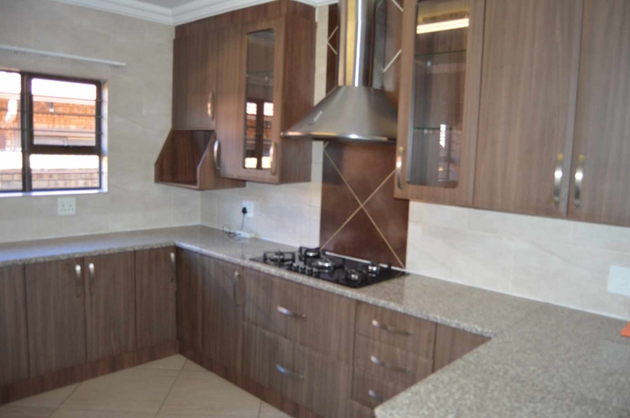 3 Bedroom Property for Sale in New Redruth Gauteng