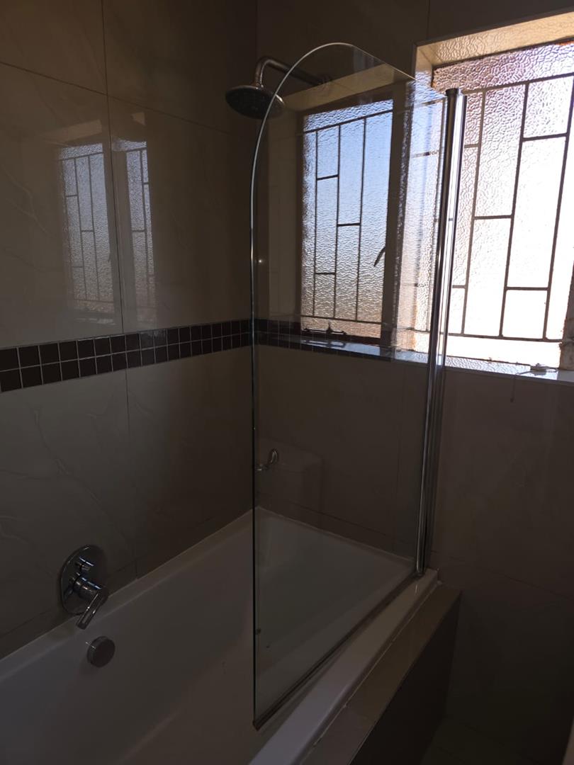 To Let 2 Bedroom Property for Rent in The Reeds Gauteng