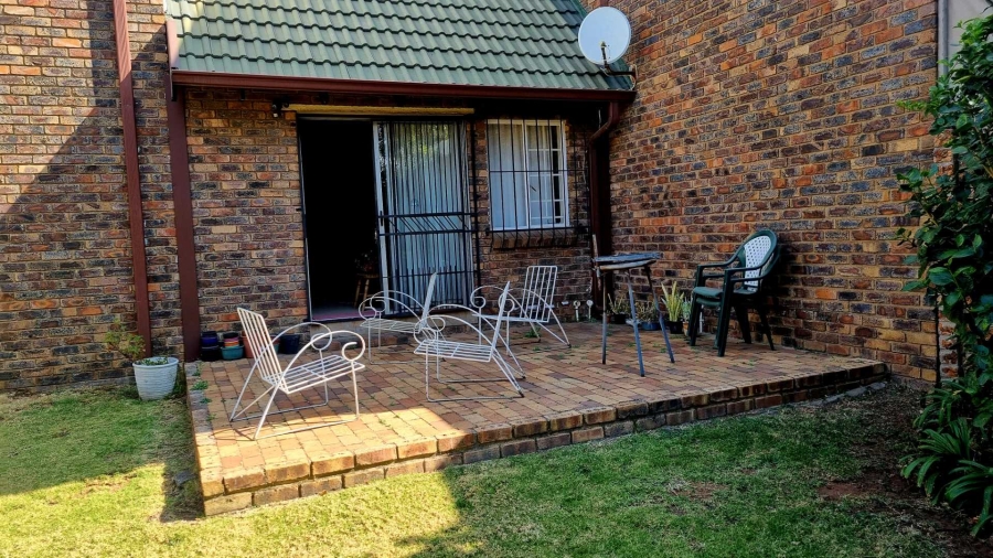 3 Bedroom Property for Sale in Noordwyk Gauteng