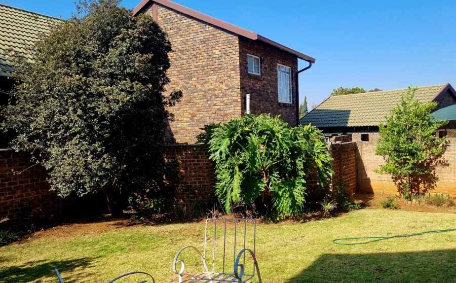 3 Bedroom Property for Sale in Noordwyk Gauteng