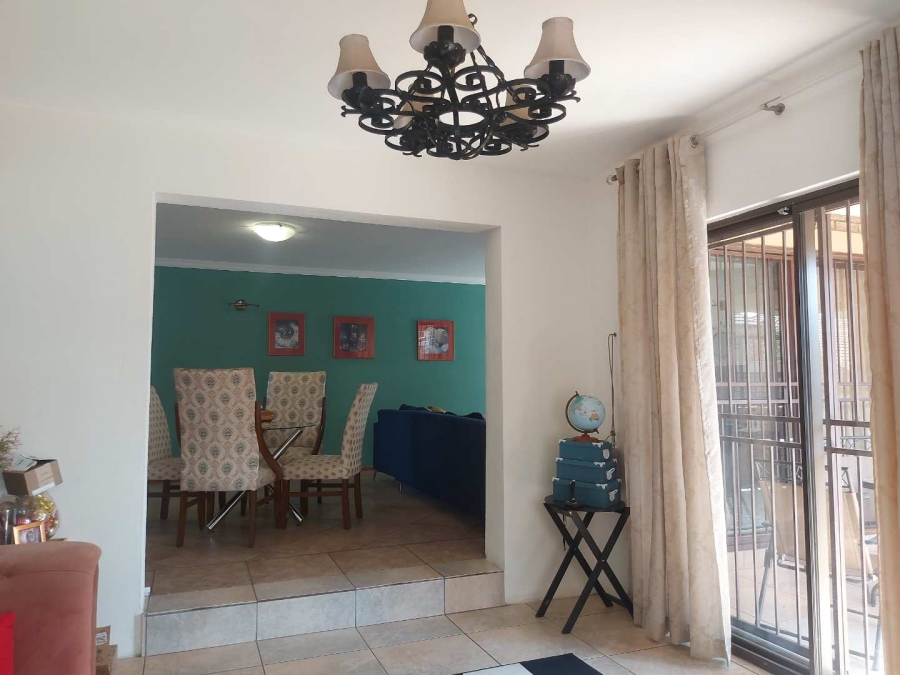 4 Bedroom Property for Sale in Honeydew Gauteng