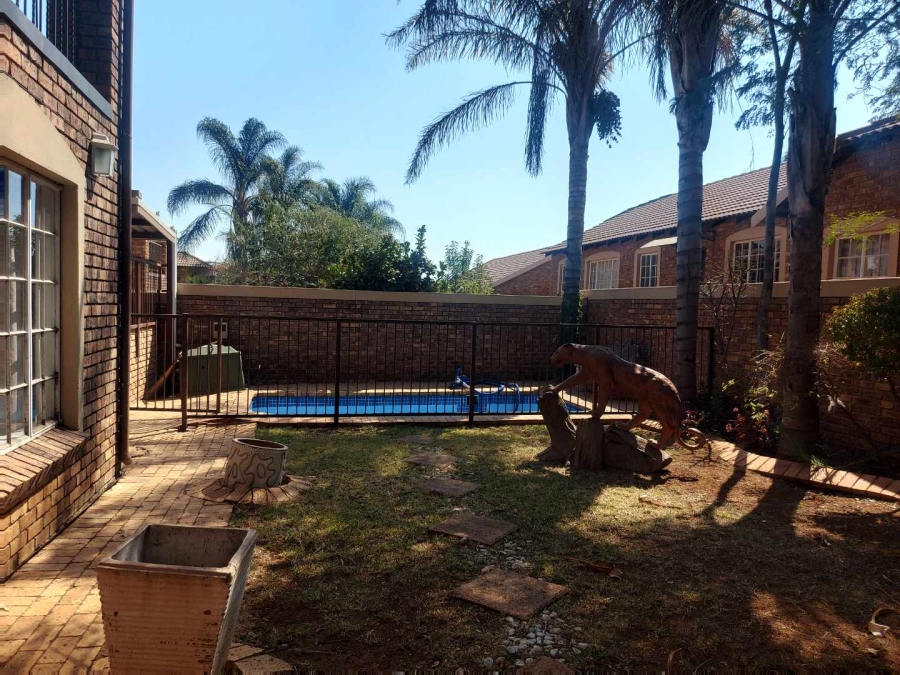 4 Bedroom Property for Sale in Honeydew Gauteng