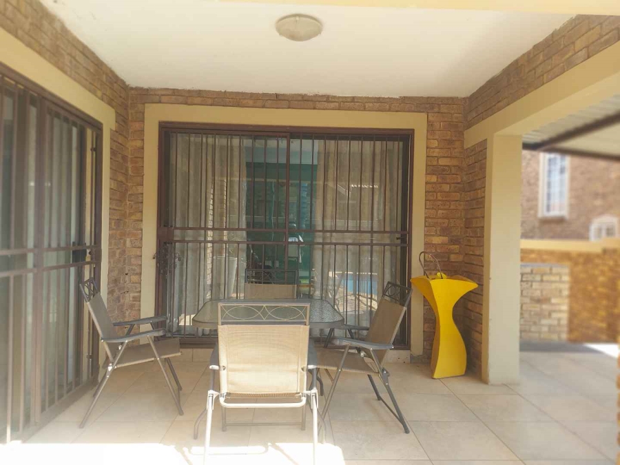 4 Bedroom Property for Sale in Honeydew Gauteng