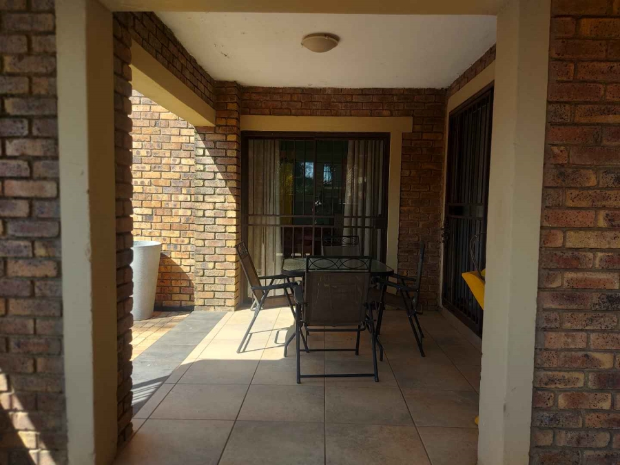 4 Bedroom Property for Sale in Honeydew Gauteng