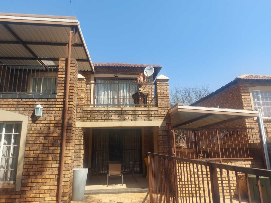 4 Bedroom Property for Sale in Honeydew Gauteng