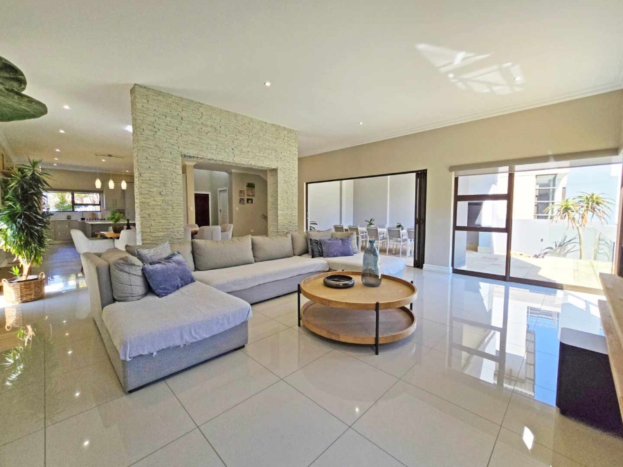 4 Bedroom Property for Sale in Eye of Africa Gauteng