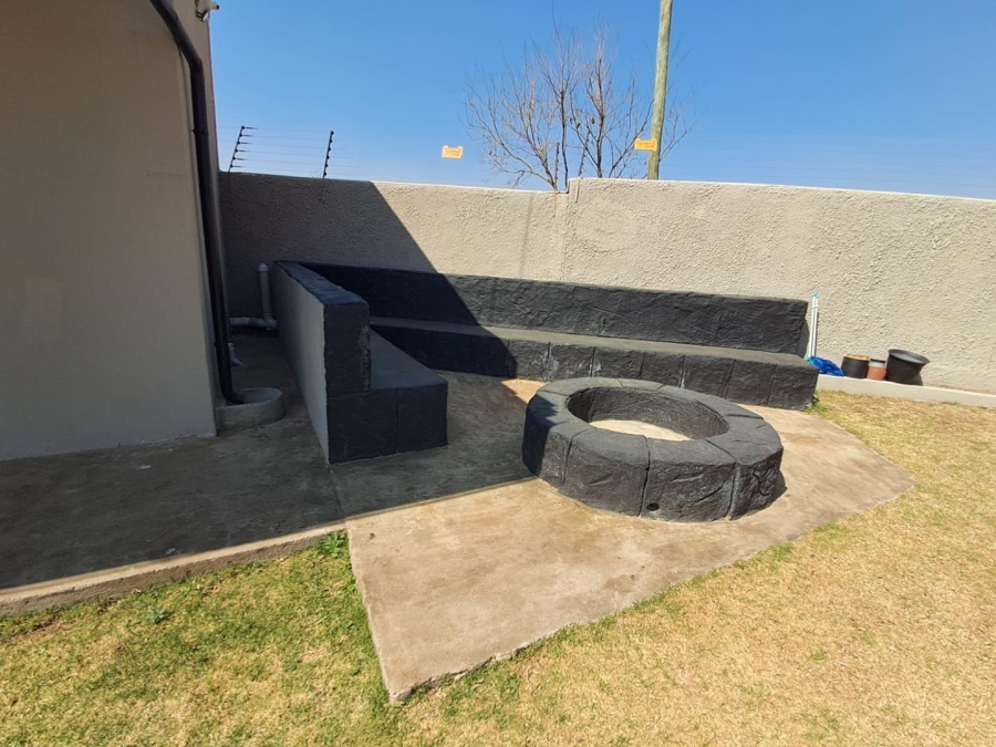 3 Bedroom Property for Sale in Elandspark Gauteng