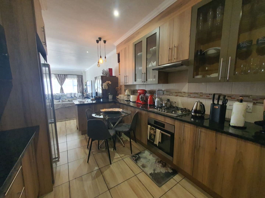 3 Bedroom Property for Sale in New Market Gauteng