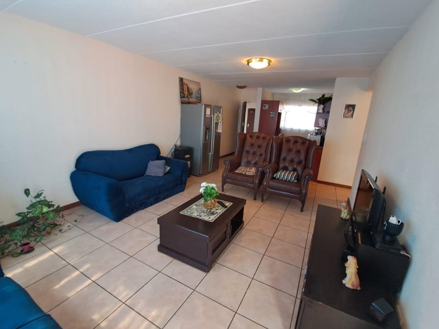 2 Bedroom Property for Sale in Risana Gauteng