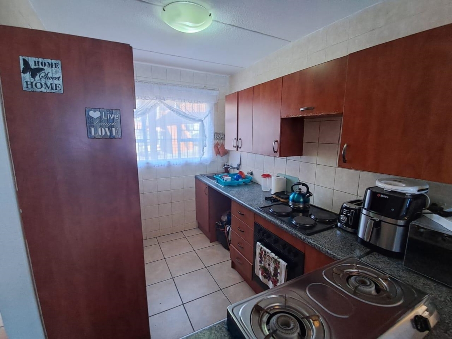 2 Bedroom Property for Sale in Risana Gauteng