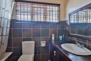 6 Bedroom Property for Sale in Wierdapark Gauteng