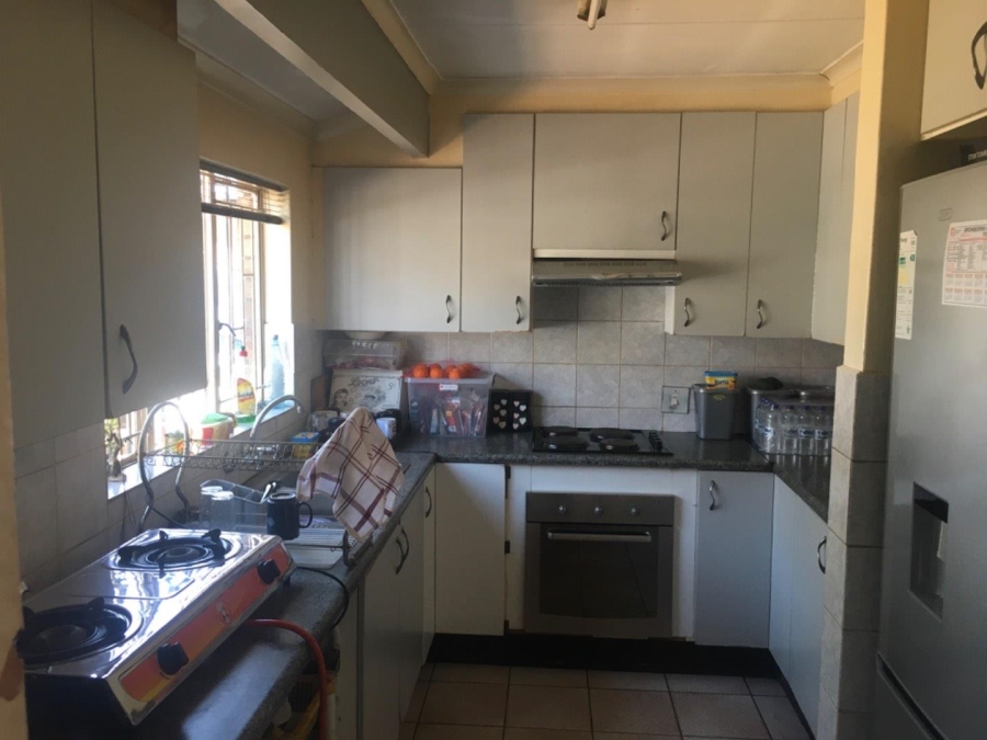 3 Bedroom Property for Sale in Wierdapark Gauteng