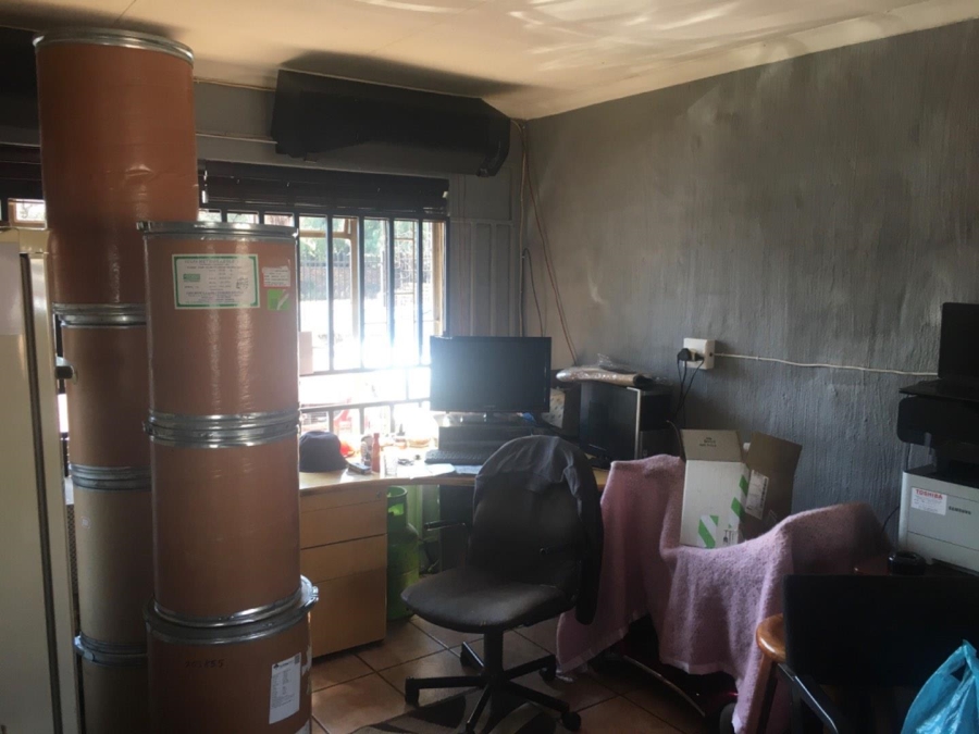 3 Bedroom Property for Sale in Wierdapark Gauteng