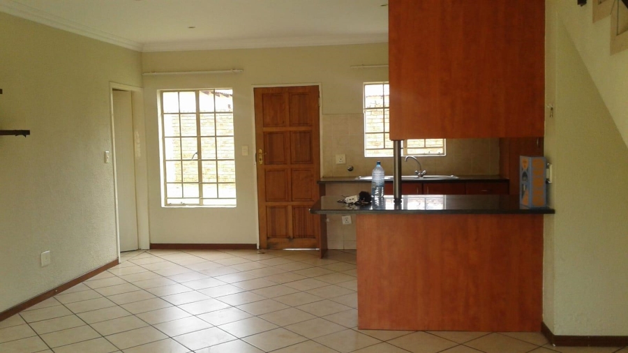 2 Bedroom Property for Sale in Willow Park Manor Gauteng